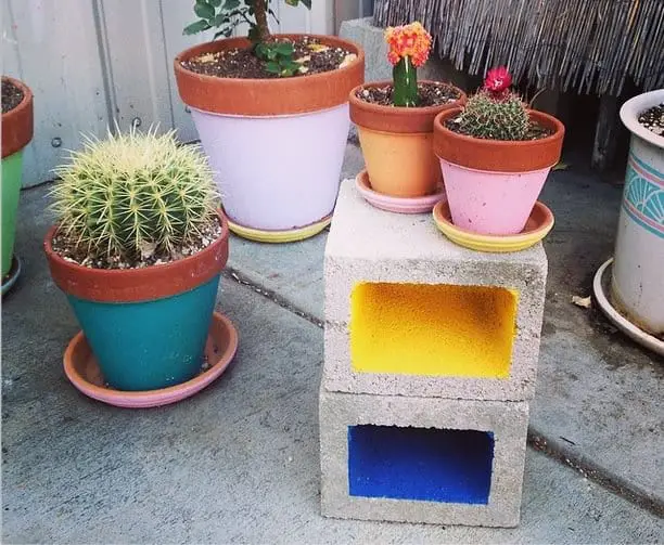 Diy Idea : Painted Cinder Blocks | 1001 Gardens