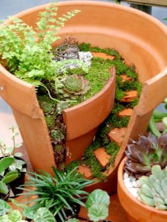 Great Indoor Herb Garden Idea 3 - Flowers & Plants
