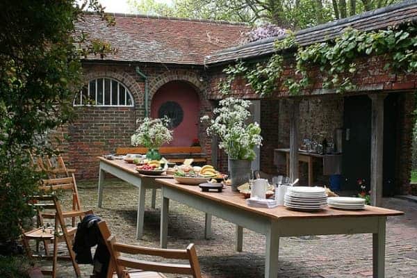 Perfect Place for Garden Lunch 10 - Patio & Outdoor Furniture