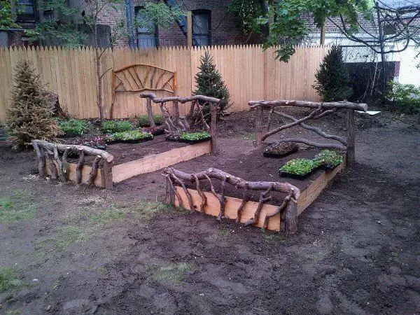 Raised Garden Beds 10 - Garden Decor