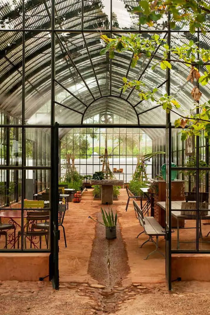 Greenhouse at Babylonstoren (South Africa) 16 - travelling