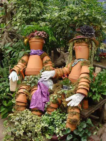 Diy: 5 Clay Pot People with Flowers Ideas 13 - Garden Decor