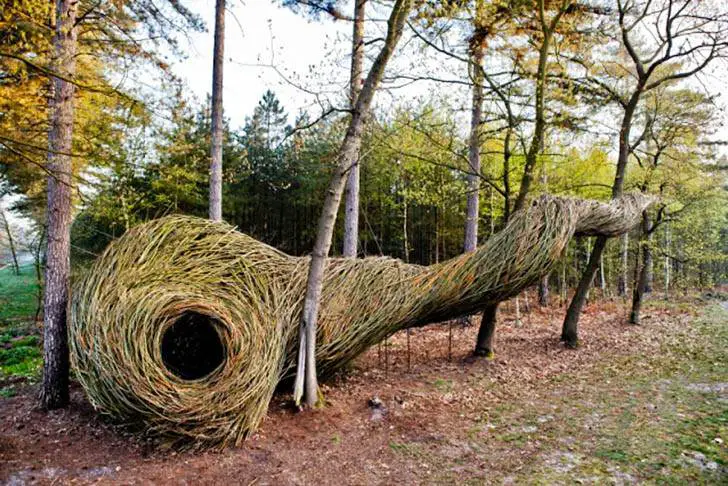 Will-Beckers-Natural-Willow-Sculptures-21