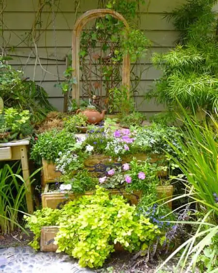 Diy: Recycled Garden Dresser - 1001 Gardens