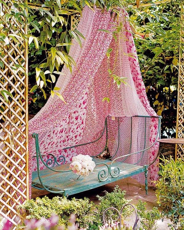 14 Bohemian Style Gardens 2 - Garden Decor - 1001 Gardens 659