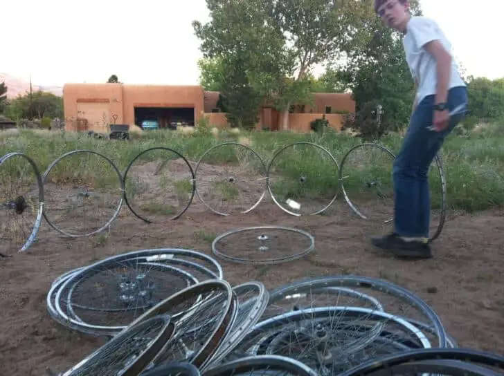 Bicycle Rim Vertical Gardening Dome - flowers-plants-planters Bicycle Rim Vertical Gardening Dome - flowers-plants-planters