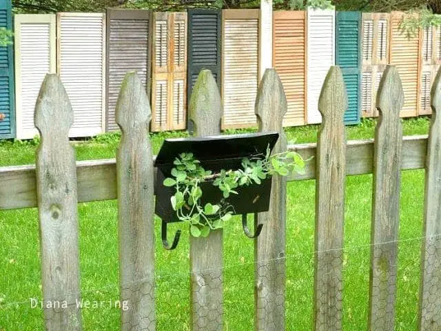 reclaimed-door-fence