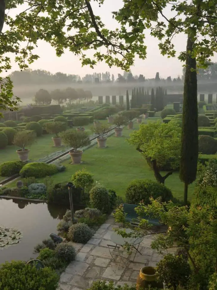 Experimental Garden Landscape by Dominique Lafourcade in Provence 6 - travelling