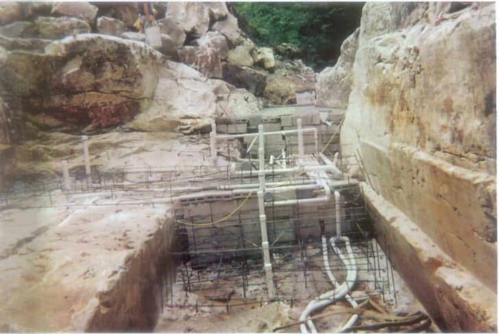 Beautiful Pool In A Limestone Quarry - 1001 Gardens