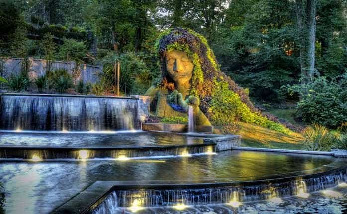 Incredible Giant Plant Sculptures - flowers-plants-planters Incredible Giant Plant Sculptures - flowers-plants-planters