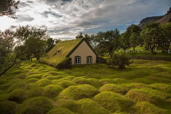 tiny-house-fairytale-nature-landscape-photography-29__880