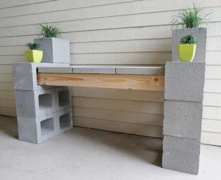 10 Ideas to Recycle Cinder Blocks in the Garden 10 - Patio & Outdoor Furniture