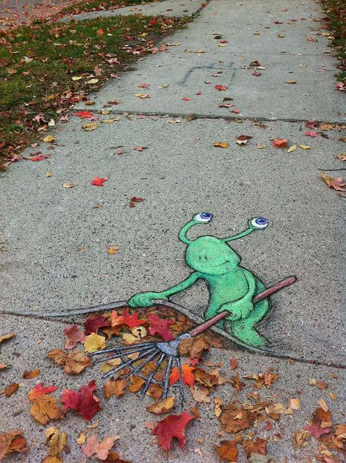 27 Pieces Of Street Art That Interact With Nature 22 - Urban Gardens & Agriculture