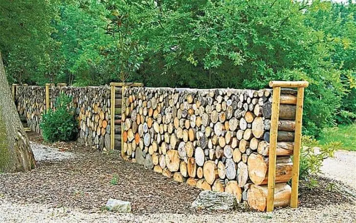 15 Tree Log Ideas for Your Garden 27 - Patio & Outdoor Furniture