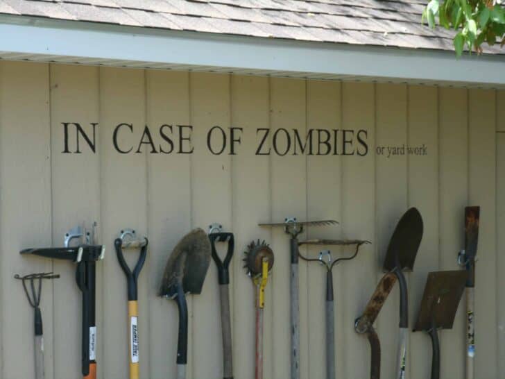 12 Garden Tool Storage Racks Easy to Make 9 - Sheds & Outdoor Storage - 1001 Gardens 12 Garden Tool Storage Racks Easy to Make 8 - Sheds & Outdoor Storage