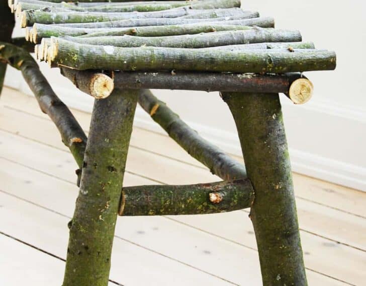 twig-bench-for-the-front-entry-under-the-kids-cubbies3