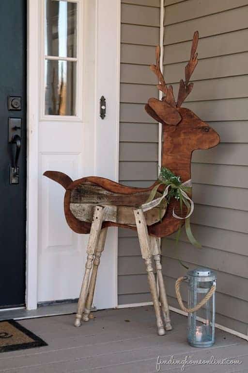 How to Make a Reclaimed Wood Reindeer - 1001 Gardens