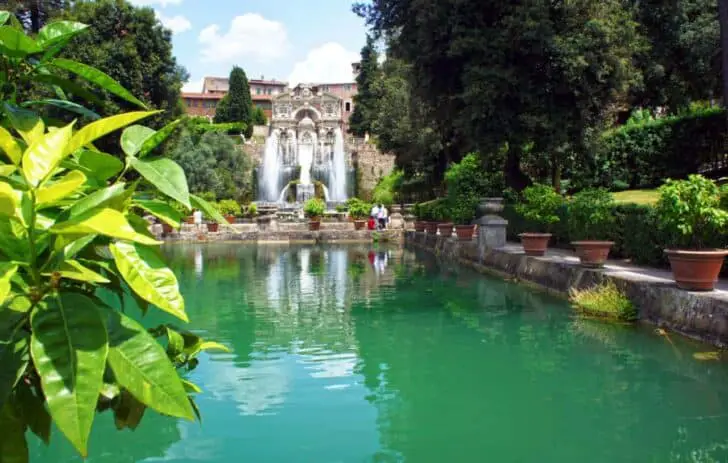 10 of World’s Most Beautiful Gardens Landscapes