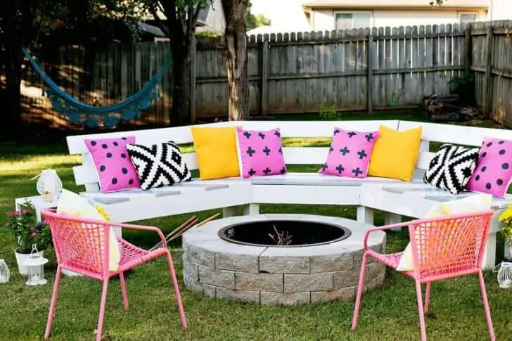 DIY Circle Bench Around your Fire Pit5