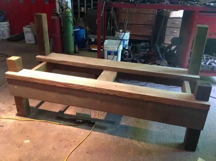 DIY Garden Bench With An Old Car Tailgate