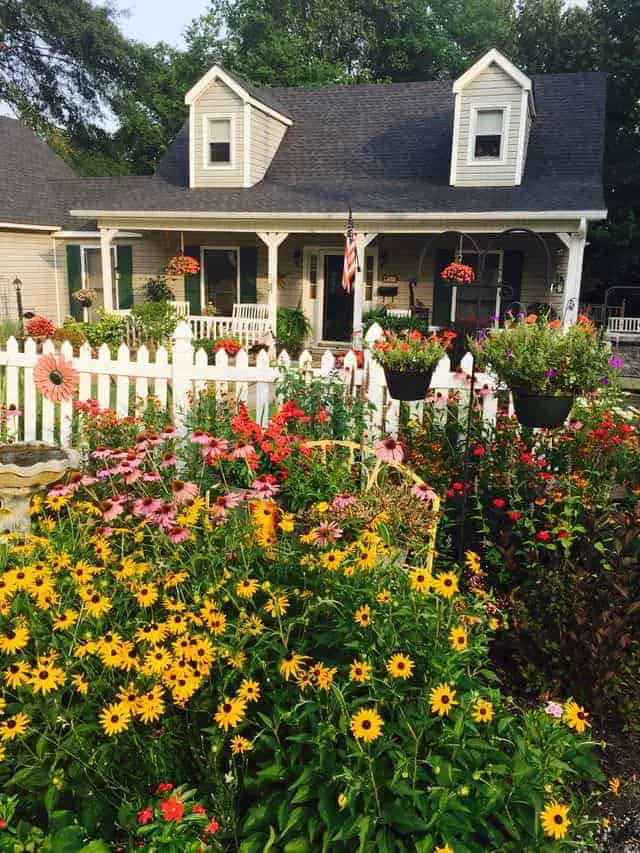 Our Picket Fence Garden 20 - Landscape & Backyard Ideas