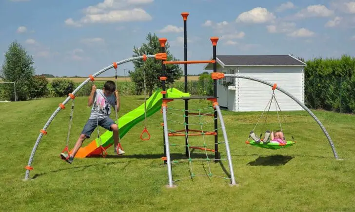 12 Kids Outdoor Games you Want for your Children