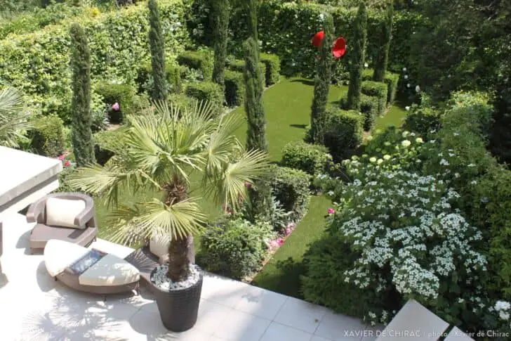 Simple Design Garden in the Heart of Paris2