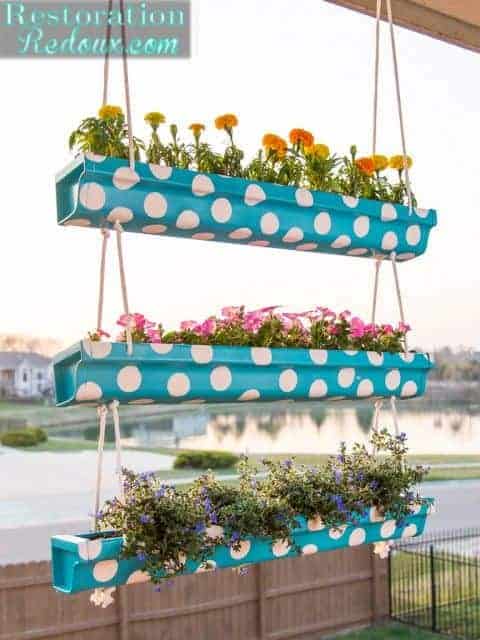 20 Easy DIY Gutter Garden Ideas • Garden Decor • 1001 Gardens