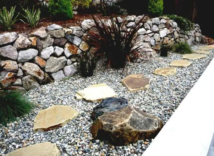 20 Diy Ideas For Garden Decor With Pebbles And Stones 1001