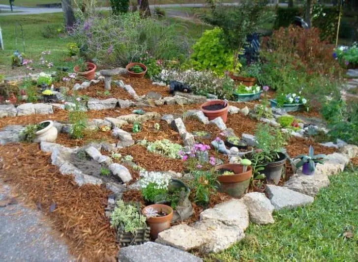 20 Diy Ideas For Garden Decor With Pebbles And Stones 1001 Gardens