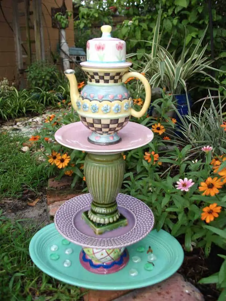 31 Tricky Ideas for Your Garden Decoration 43 - Garden Decor