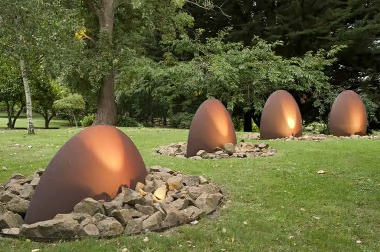 Corten Steel: 50 Very Trendy Garden Decor Ideas 45 - Patio & Outdoor Furniture