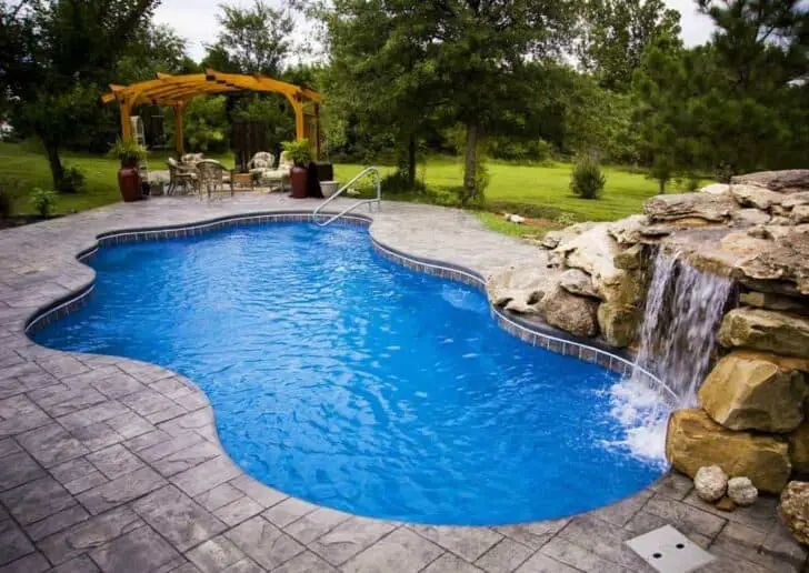 Salt Water Pool Benefits and Drawbacks 2 - Swimming Pools & Hot Tubs - 1001 Gardens Salt Water Pool Benefits and Drawbacks 1 - Swimming Pools & Hot Tubs