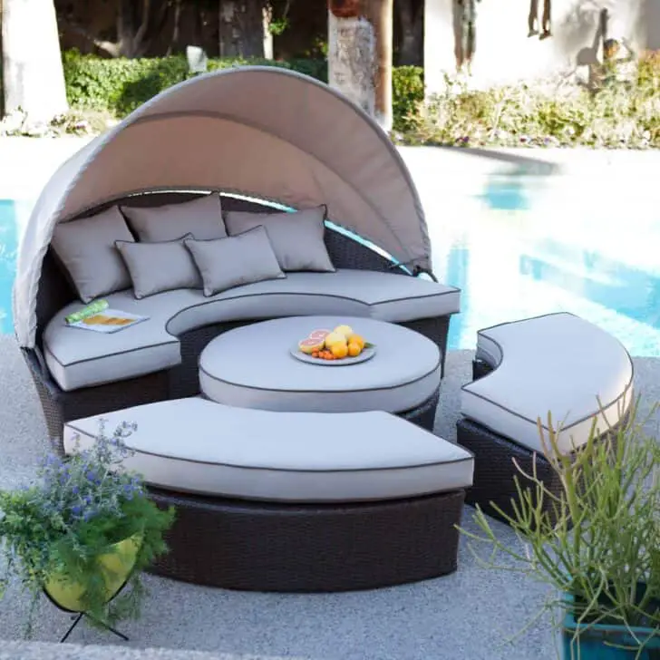Wicker Patio Furniture Ideas 2 - Patio & Outdoor Furniture - 1001 Gardens Garden Trend 2018: Resin Wicker Patio Furniture Set
