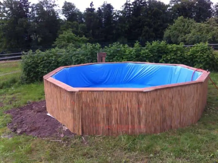 Pallet DIY Pool