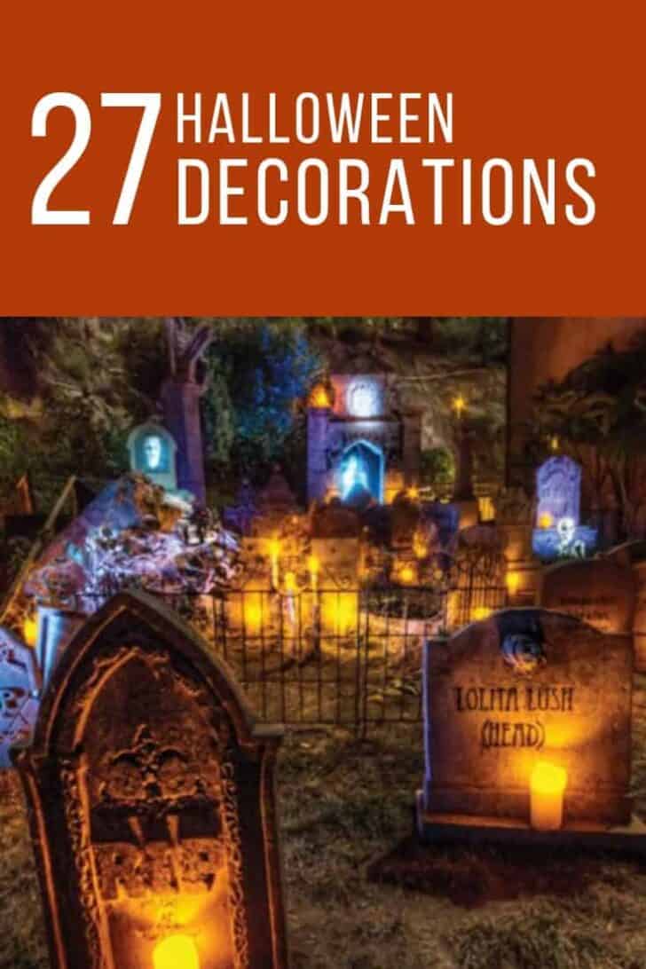 27 Best Outdoor Halloween Decorations