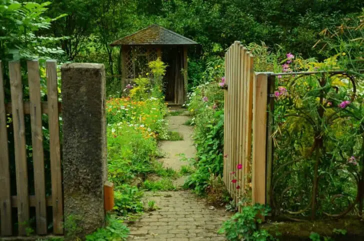 Improve Storage In Your Garden With These Ideas 3 - Sheds & Outdoor Storage