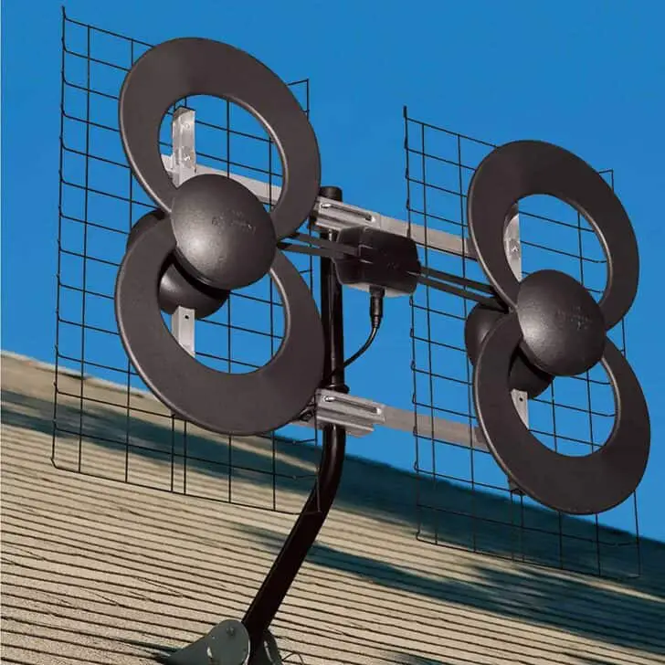 Best Outdoor HD TV Antenna 70 Mile Range