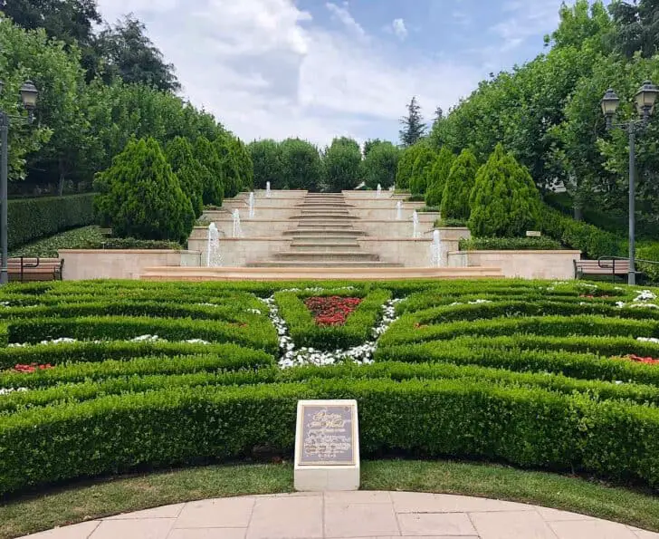 Top 10 Gardens of the World That Can Inspire a Writer 29 - Garden Decor
